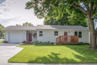 816 5th St, Richmond, IA 52247-9495