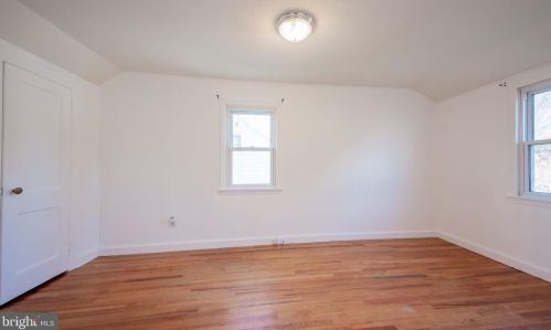 20 Alvil Rd, Wilmington DE  19805-2030 exterior