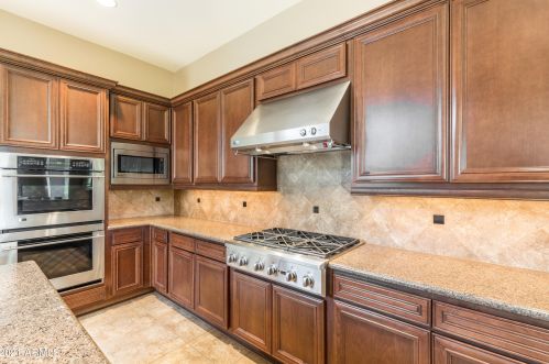 5421 Milton Dr, Cave Creek AZ  85331-2452 exterior