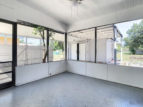 1441 Admiral Halsey Ave, Daytona Beach FL  32124-3614 exterior