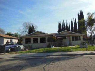 821 Gerry Ln, Porterville, CA 93257-1576