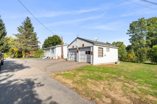 451 New Zealand Rd, Seabrook NH 03874-4113 exterior