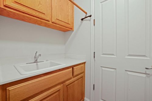 131 Hackney St, Grayson CA  95363-8817 exterior