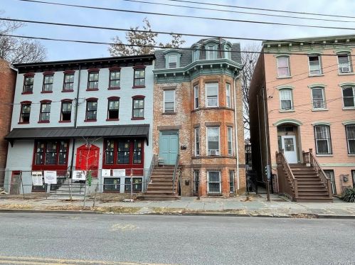 182 Liberty St, Newburgh, NY 12550-4912