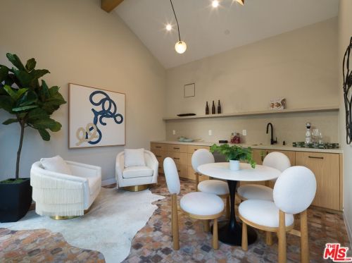 4552 Wortser Ave, North Hollywood CA  91604-1015 exterior