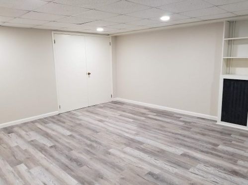 523 Perimeter Dr, Covington KY  41018-2272 exterior