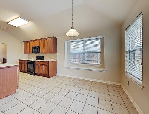 3033 Lakefield Dr, Oak Point TX  75068-7821 exterior