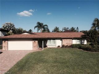 9698 Whitehall St, Naples, FL 34109-1626
