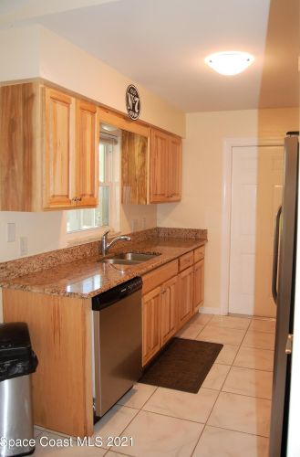 7255 Briggs Ave, Cocoa, FL 32927-8006