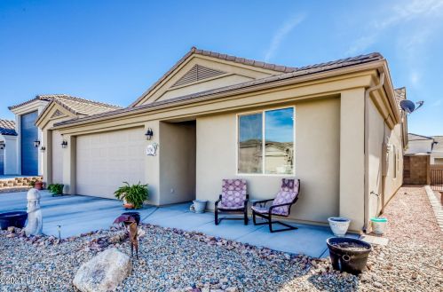 1736 Chestnut Blvd, Lake Havasu City AZ  86404-8409 exterior