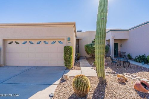 691 Waterview Dr, Green Valley, AZ 85614-5738
