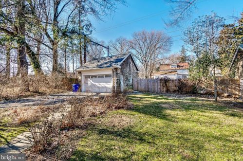 7604 Montgomery Ave, Melrose Park, PA 19027-2901