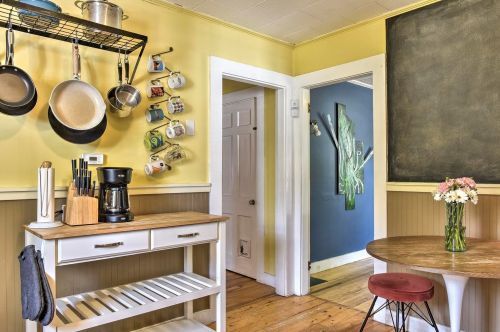 22 Belmont Ave, Keene NH  03431-4334 exterior