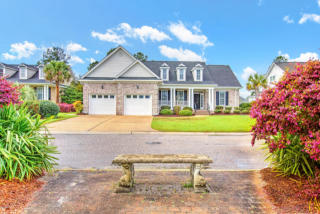 2020 Ashbrook Ct, Belville, NC 28451-7689