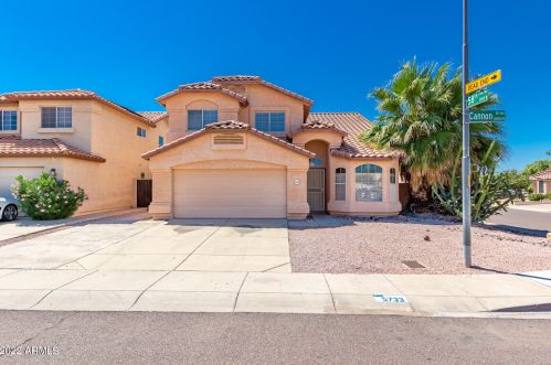 5733 Cannon Dr, Glendale, AZ 85302-1313