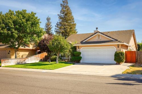 4832 Devereaux Way, Salida, CA 95368-9019