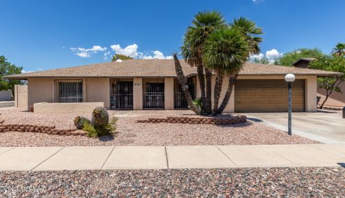 7601 Camino Montaraz, Tucson, AZ 85715-3506