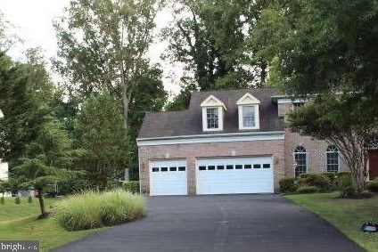 8823 Burke Rd, Springfield VA  22015-3619 exterior