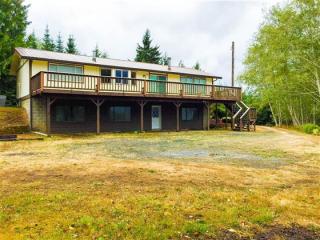 156 Richter Rd, Raymond, WA 98577-9304