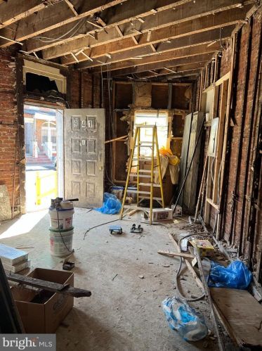 941 Newton Ave, Camden, NJ 08103-2117