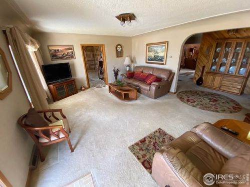 433 Date Ave, Akron, CO 80720-1321