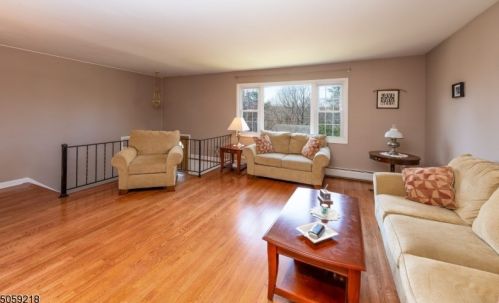 14 Alvin Rd, West Milford Lakes NJ  07480-1643 exterior