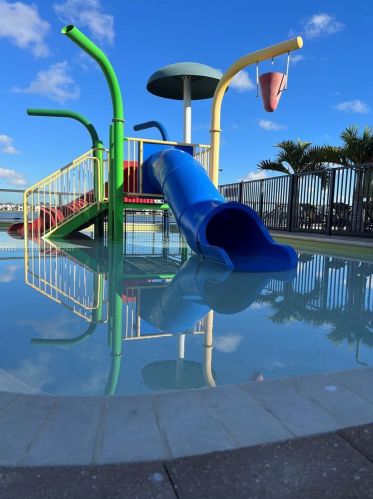 15832 91st Ct, Hialeah FL  33018-1951 exterior