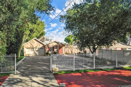 6718 Andasol Ave, Van Nuys, CA 91406-5412