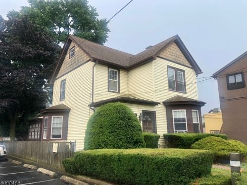 530 Franklin Ave, Nutley, NJ 07110-1720