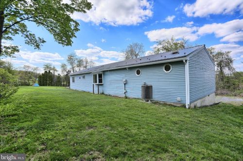 300 Old State Rd, Shermansdale, PA 17090-8434