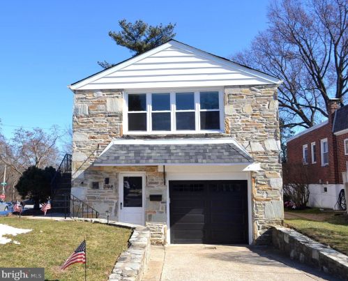798 Hill Rd, Philadelphia, PA 19128-1515