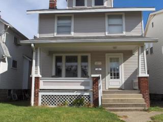 316 Richardson Ave, Columbus, OH 43204-3115