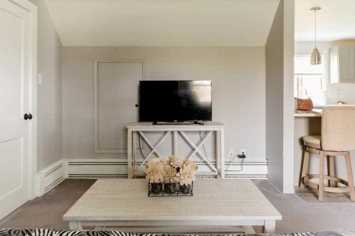 72 Maple Ave, Fishkill NY  12524-2213 exterior