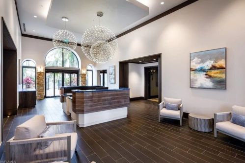 1035 Sandpiper St, Naples FL  34102-0625 exterior