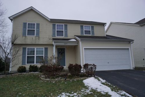 8297 Parori Ln, Blacklick, OH 43004-8423