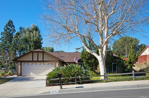 5879 Kachina Dr, Riverside, CA 92509-5223