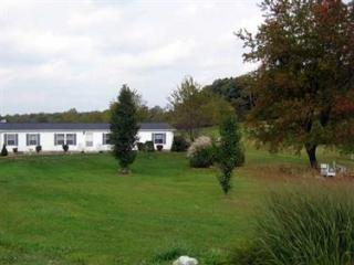 243 Golden City Rd, Saxonburg, PA 16056-9603
