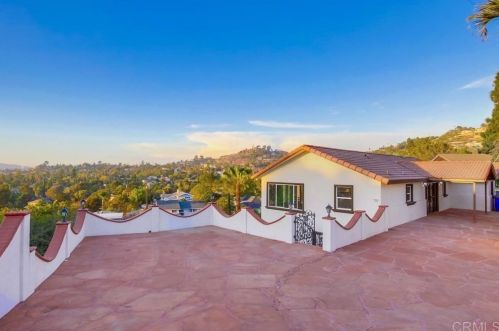 9320 Lavell St, La Mesa CA  91941-5640 exterior