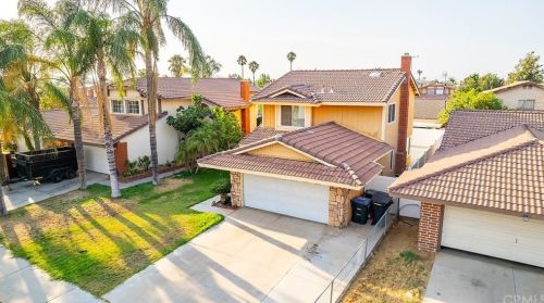 126 Olivetree Dr, Perris CA  92571-2744 exterior