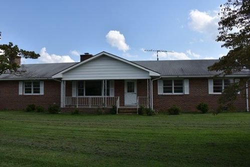 15102 Richmond Rd, Walmsley VA  22435-2474 exterior