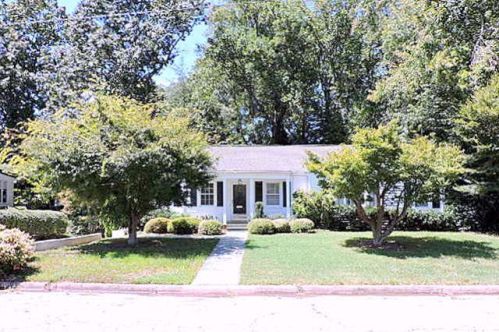 205 Brandon Ct, Danville, VA 24541-3507