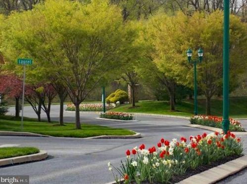 416 Victoria Gardens Dr, Kennett Sq, PA 19348-4100