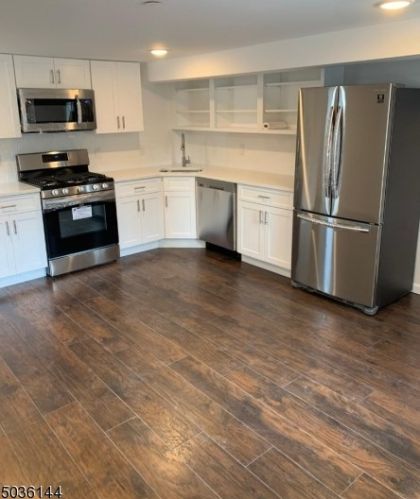 720 14th St, Union City NJ  07087-6218 exterior