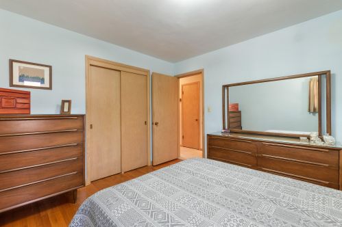 7534 53, Milwaukee WI 53223-4808 exterior