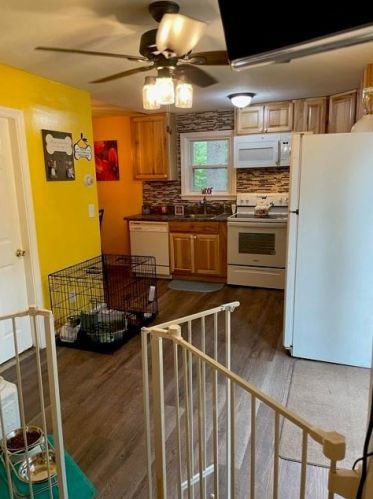 2 Ridge Ave, Coventry RI  02816-5922 exterior