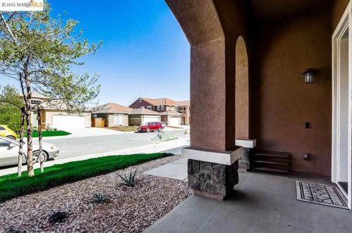 2444 Vallarta Dr, West Pittsburg, CA 94565-7688