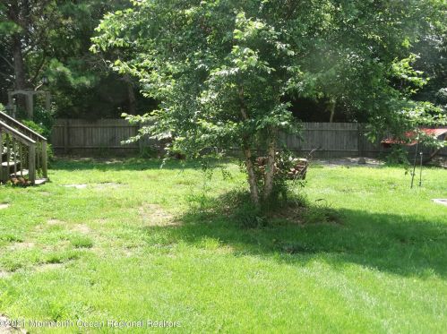 732 Palm Beach Dr, Lacey NJ  08731-4906 exterior