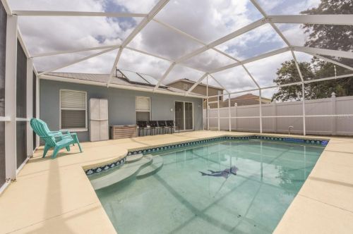 12704 Adventure Dr, Riverview FL exterior