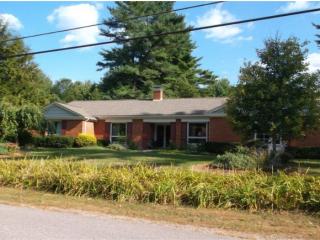17 Tingley St, Rochester, NH 03867-5012