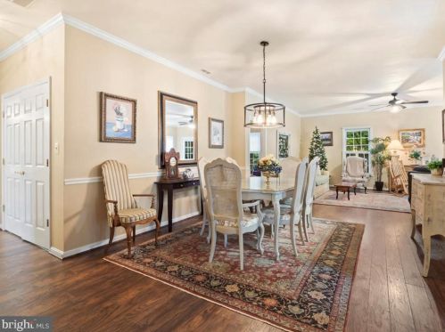 500 Wordsworth Cir, Purcellville VA  20132-3183 exterior